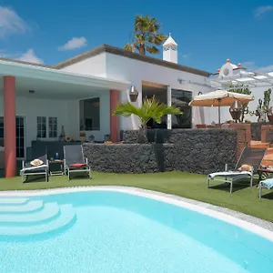 Villa Del Moral, Tinajo